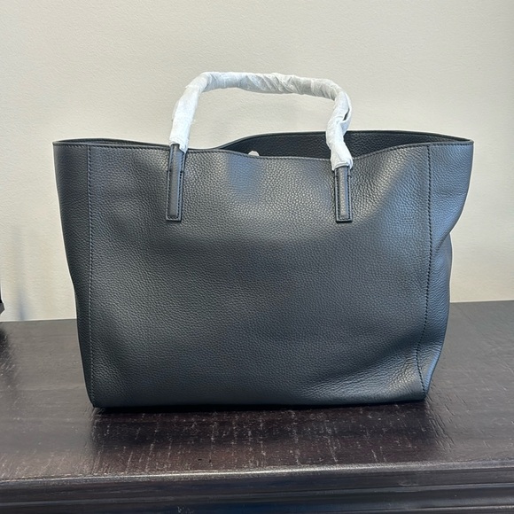 Alexander McQueen Leather Tote - Picture 2 of 14